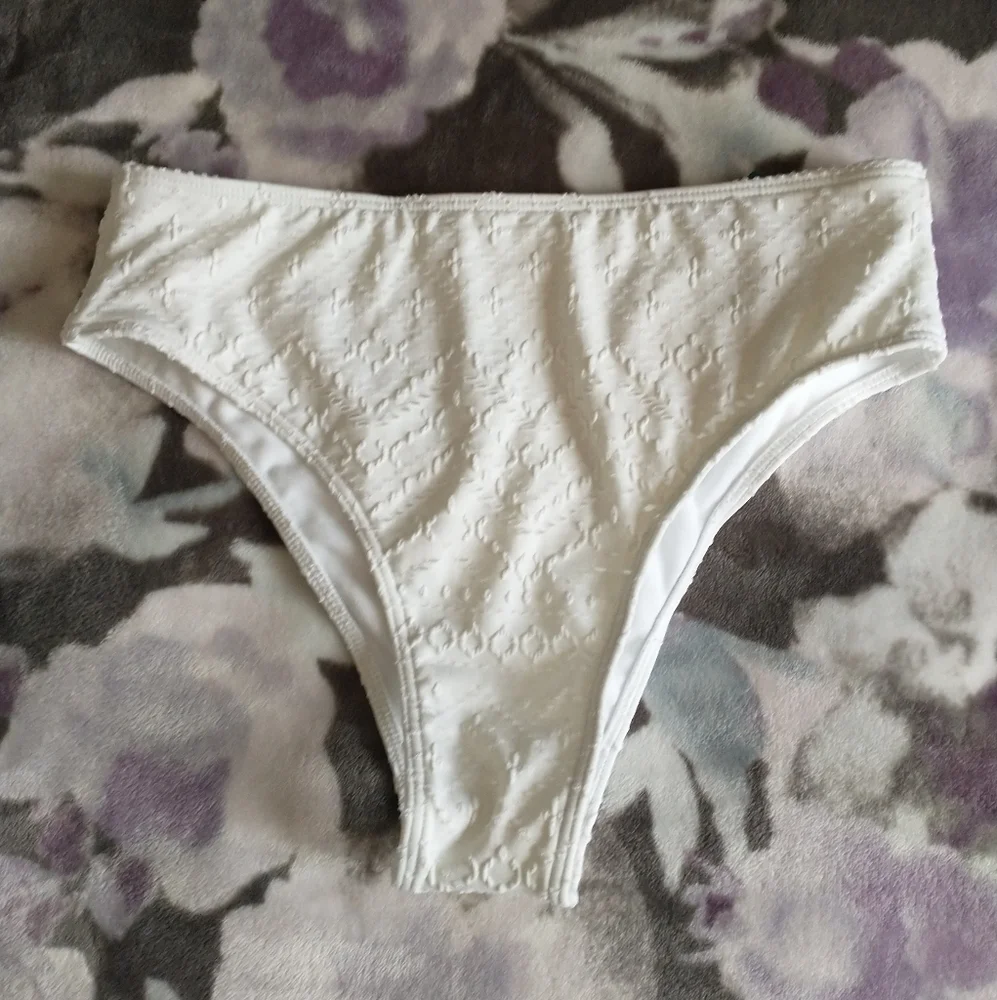Roxy brand new